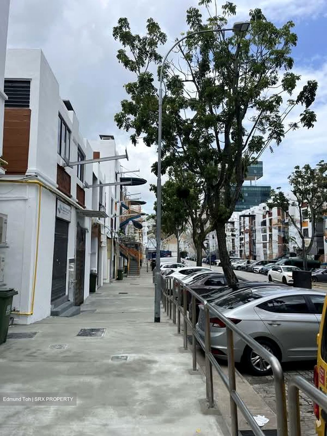 Toa Payoh Central (D12), Shop House #566767931